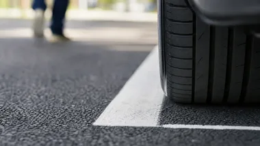 Ponad 5,8 mln zł na drogę w Knurowie. Będą chodniki i remont mostu