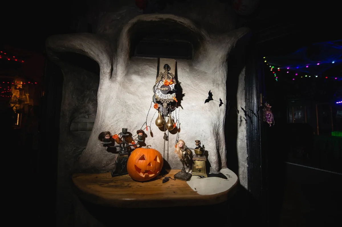 Grafika promocyjna wydarzenia HALLOWEEN W PLAMIE: mroczna impreza