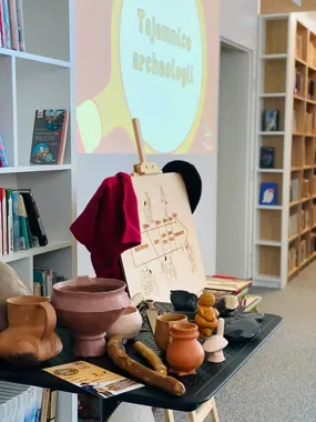 Dzieci ruszyły tropem dawnych cywilizacji w nowotarskiej bibliotece.